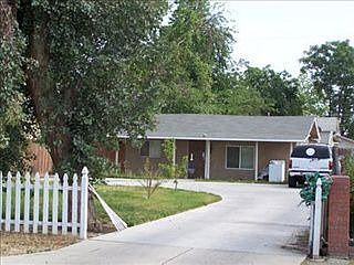 1st image of 3852 E Harvey Ave