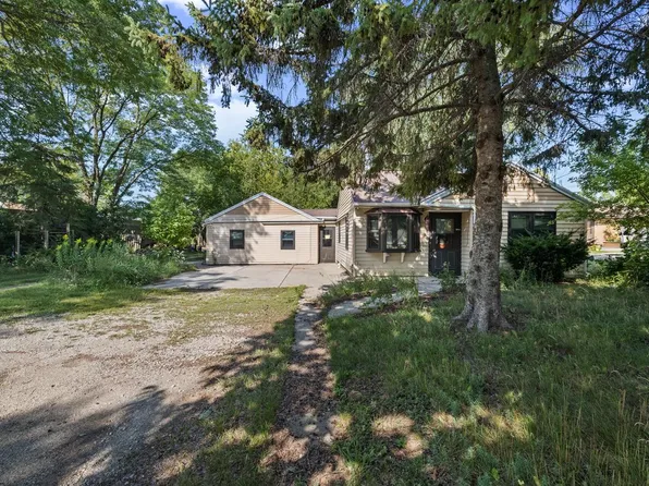 5247 South Whitnall AVENUE, Cudahy, WI 53110