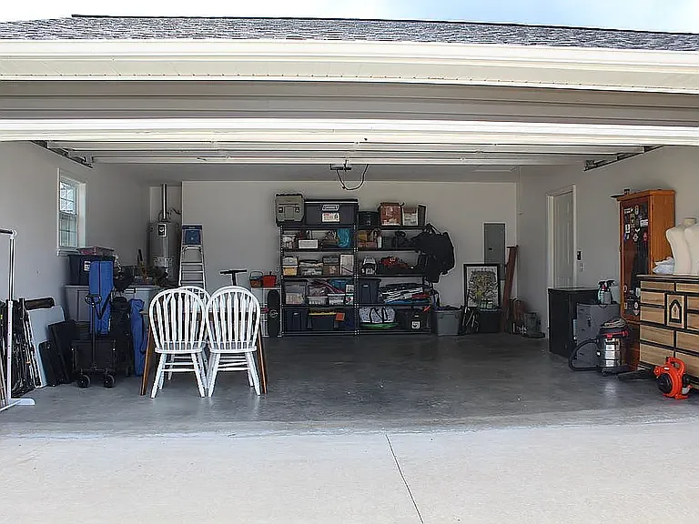 110 Matty Ln — Photo 15