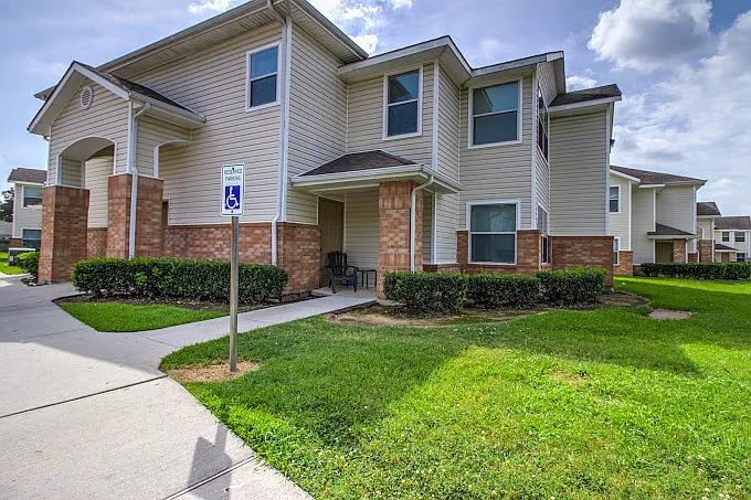 Timber Run Apartments — Photo 2