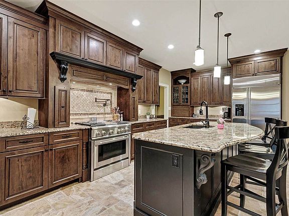 4th image of 12916 Sunset Bluff Ct