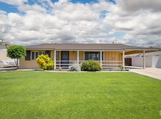 408 Pebble Beach Dr, Bakersfield, CA