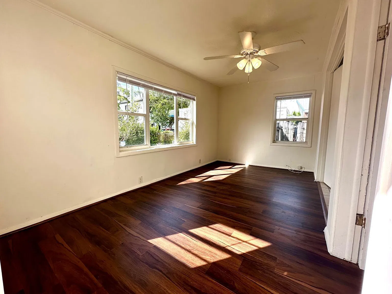 2 bed, 1.0 bath, 609 sqft, $1,600 — Photo 3