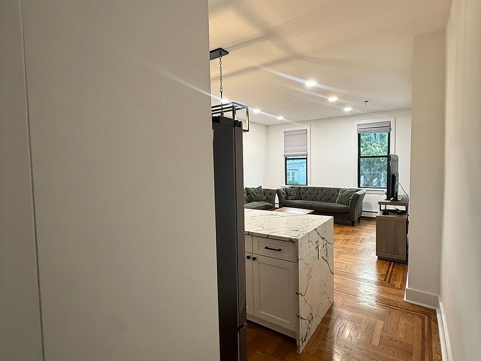 1st image of 40 Sterling Ave Floor 2