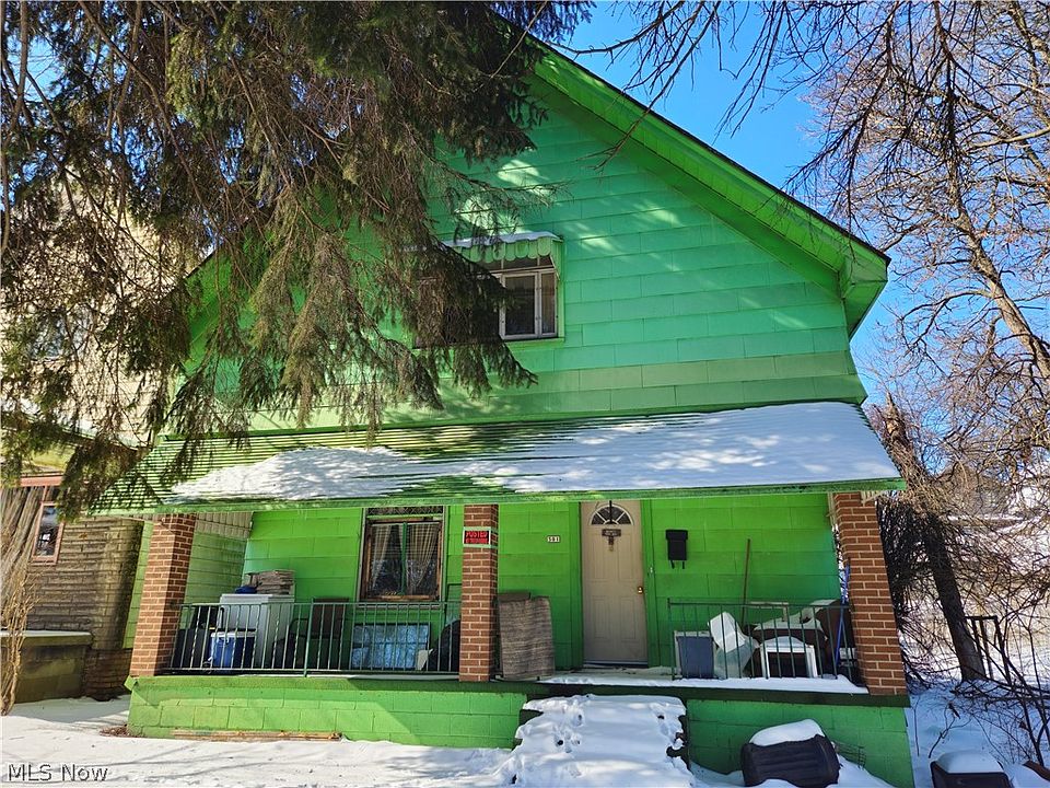 2nd image of 301 McKee St
