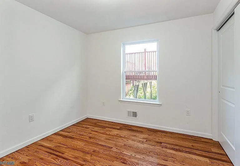 615 Central Ave #1 — Photo 10
