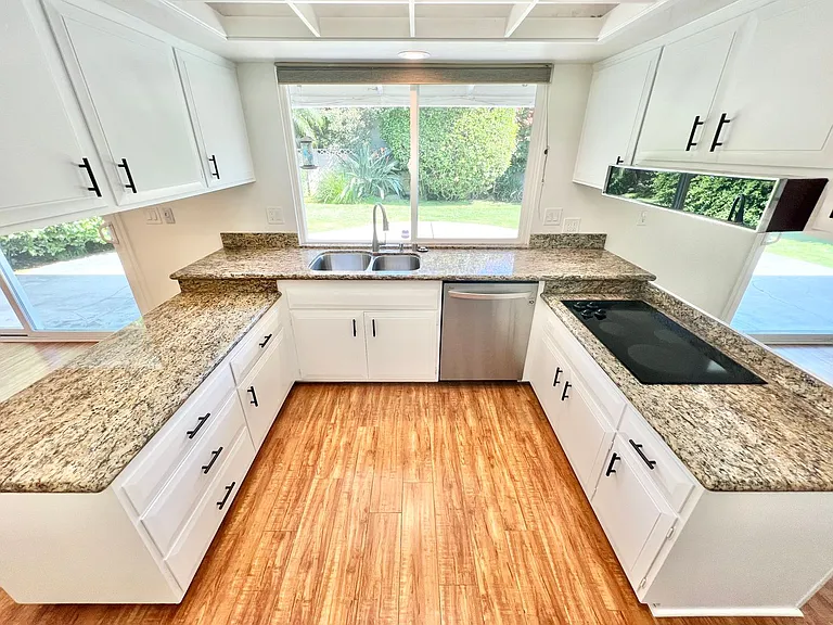 11332 Donovan Rd — Photo 7