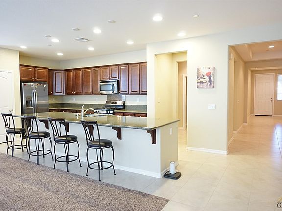 2nd image of 313 White Alder Dr