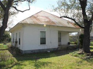 318 Mesquite St, Bertram, TX 78605
