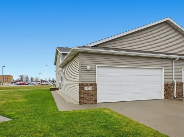 1133 39th Ave S, Moorhead, MN 56560