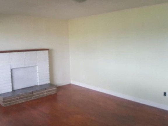 4th image of 308 Harewood Rd