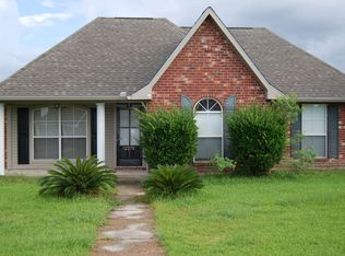 12270 Bell Meadow Dr, Denham Springs, LA 70726