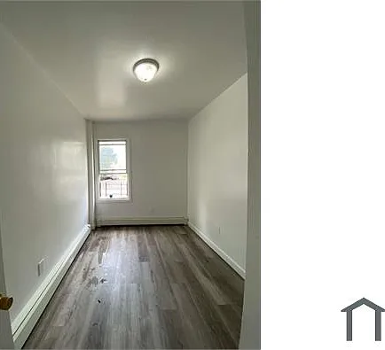 26 Mulberry St #1 — Photo 12