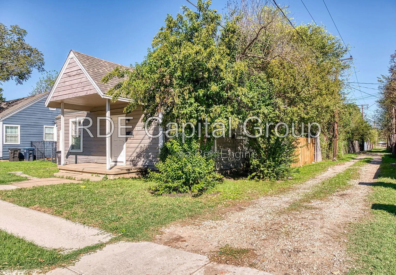 1 bed, 1.0 bath, 756 sqft, $1,295 — Photo 2