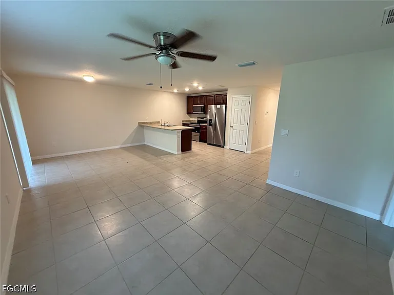 4409 Garden Blvd — Photo 6