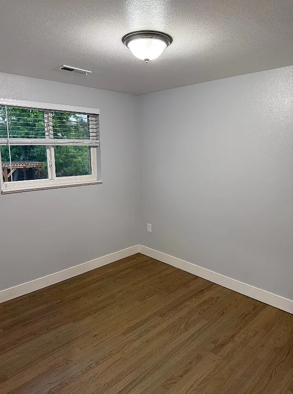 2 bed, 750 sqft, $1,995 — Photo 3
