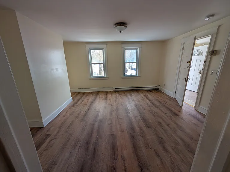 52 S Bridge St #2 — Photo 4