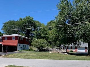 429 E Manchester Rd, Springfield, MO 65810