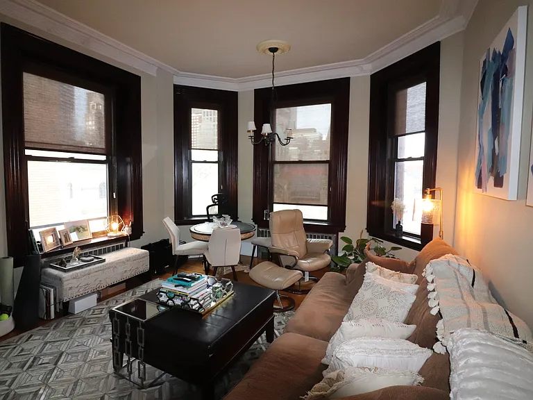 271 Dartmouth St #5F — Photo 2