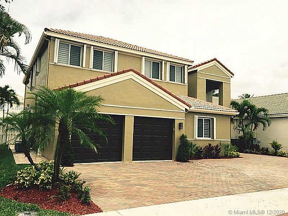 4th image of 1270 Camellia Cir