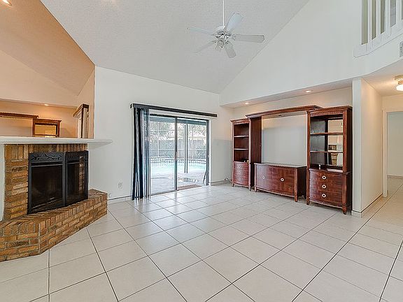 5th image of 3070 Woolridge Dr