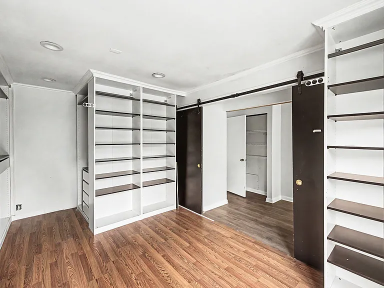 614 Poplar Pl — Photo 24