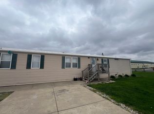 6735 E 7000n Rd, Manteno, IL 60950