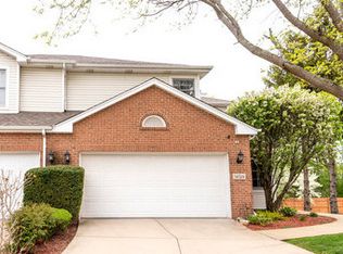 14524 Club Circle Dr, Oak Forest, IL 60452