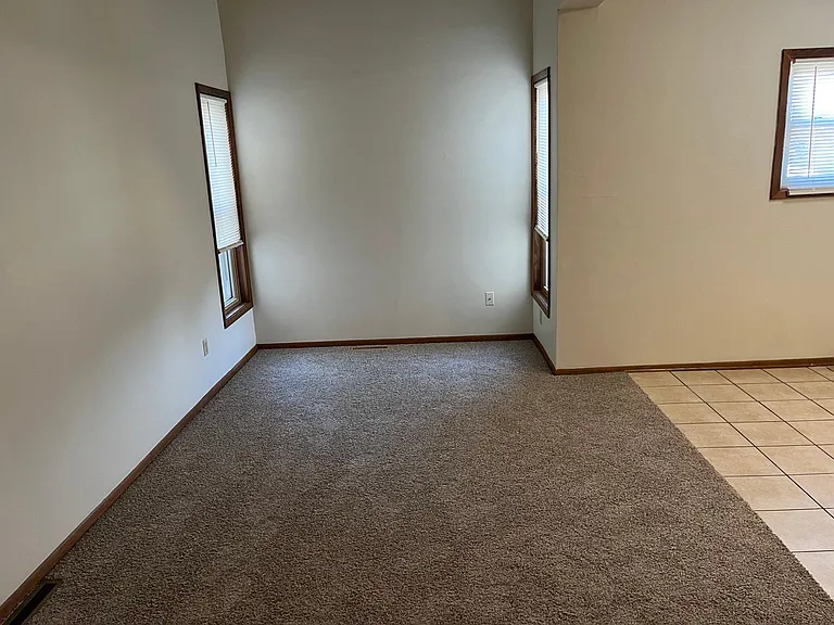 310 E Salem Ave #3 — Photo 5