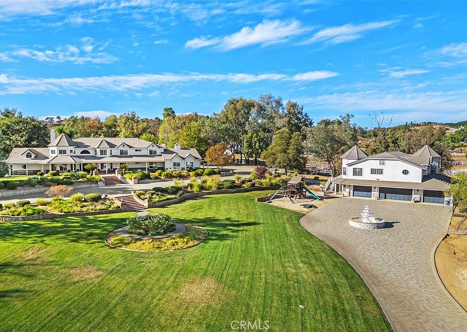 1st image of 37765 Avenida La Cresta