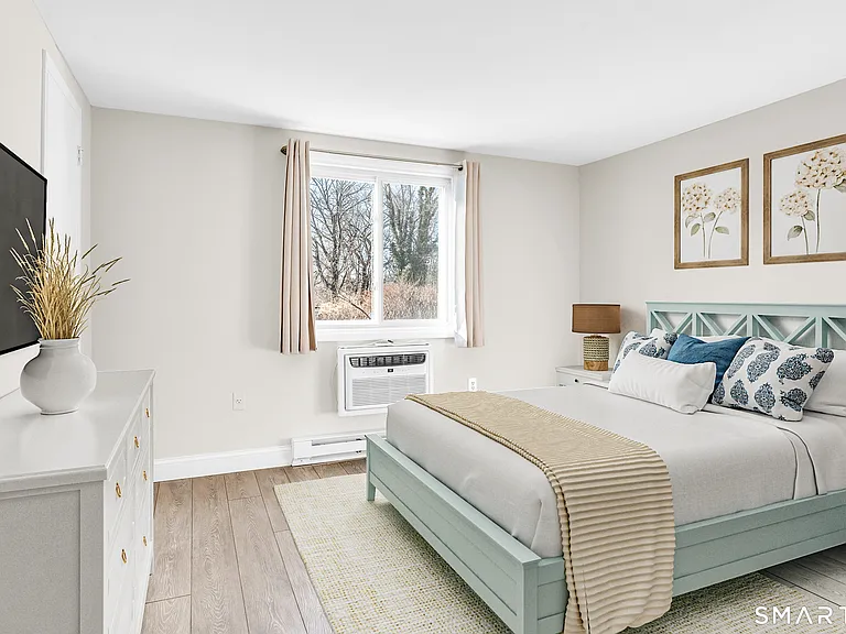 6 Russell St #6 — Photo 9