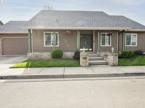 6876 Simeon Dr, Springfield, OR 97478