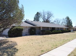 1007 Mullis St, Roswell, NM 88201