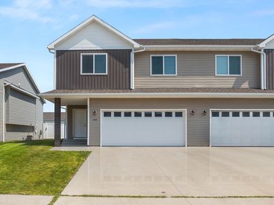 1319 13th St W, West Fargo, ND, 58078