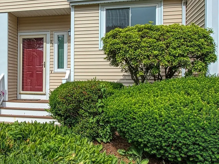 28 Gaslight Ln #28 — Photo 34