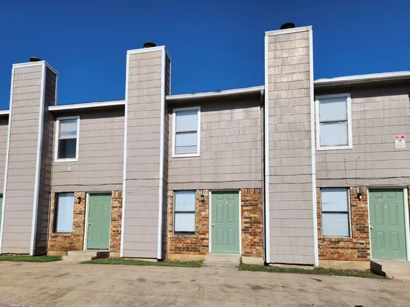 3200 McLean St, Fort Worth, TX 76103