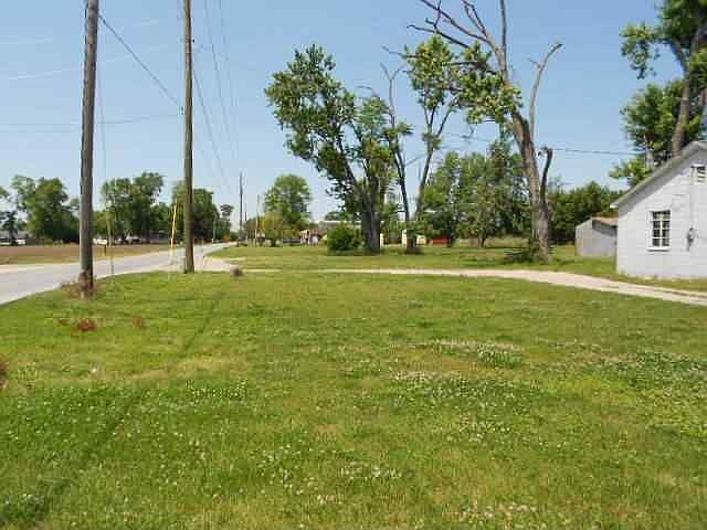 2nd image of 6050 E Rio Grande Ave