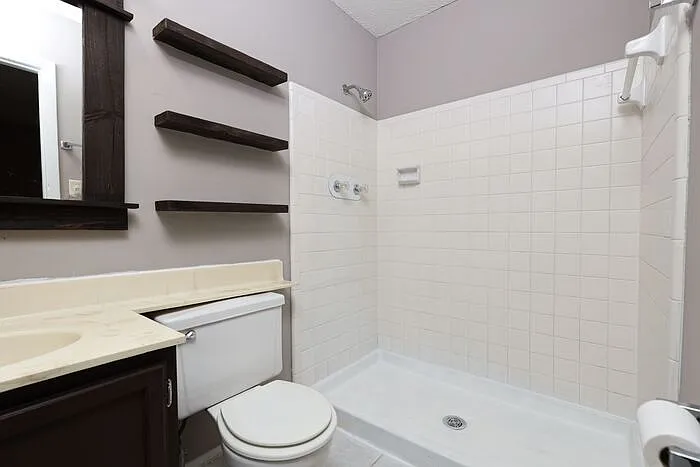 232 Pinewood Dr — Photo 5