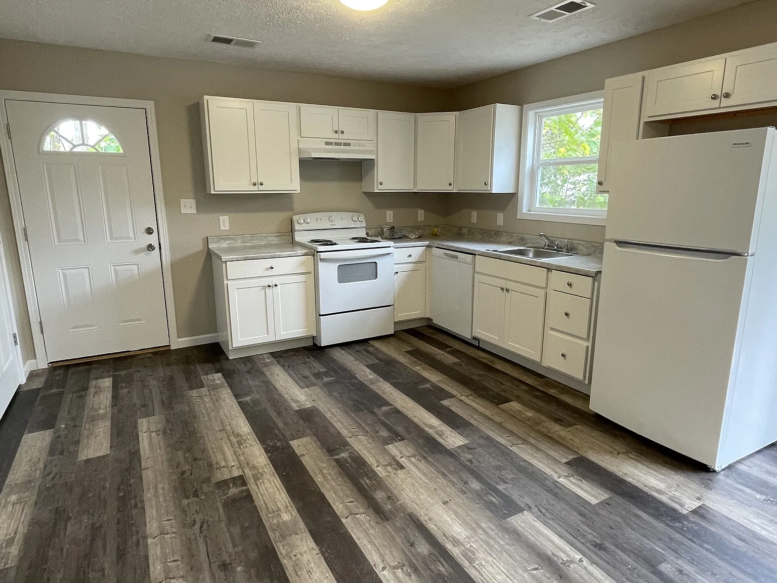 1336 Cumberland Street - 1 — Photo 3