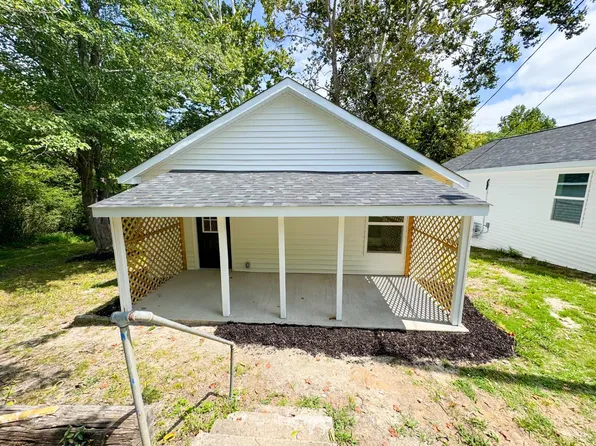 117 M T Holt Ave, Brookneal, VA 24528