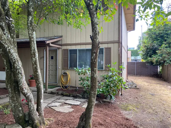 (undisclosed Address), Salem, OR 97302