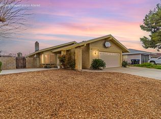 828 Landsford St, Lancaster, CA 93535