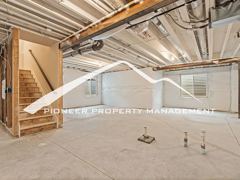 9304 Bugaboo Dr — Photo 37