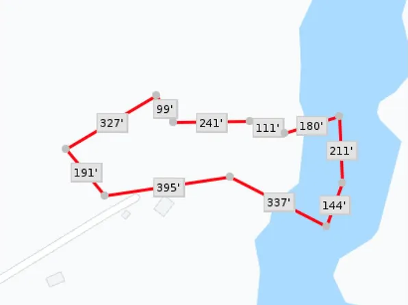 8 Gardys Ln, Callao, VA 22435