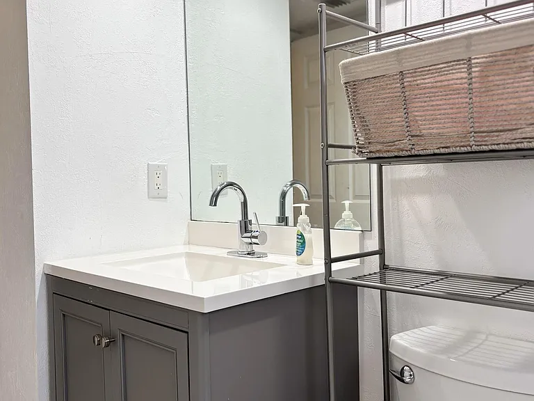 5130 Las Verdes Cir — Photo 27