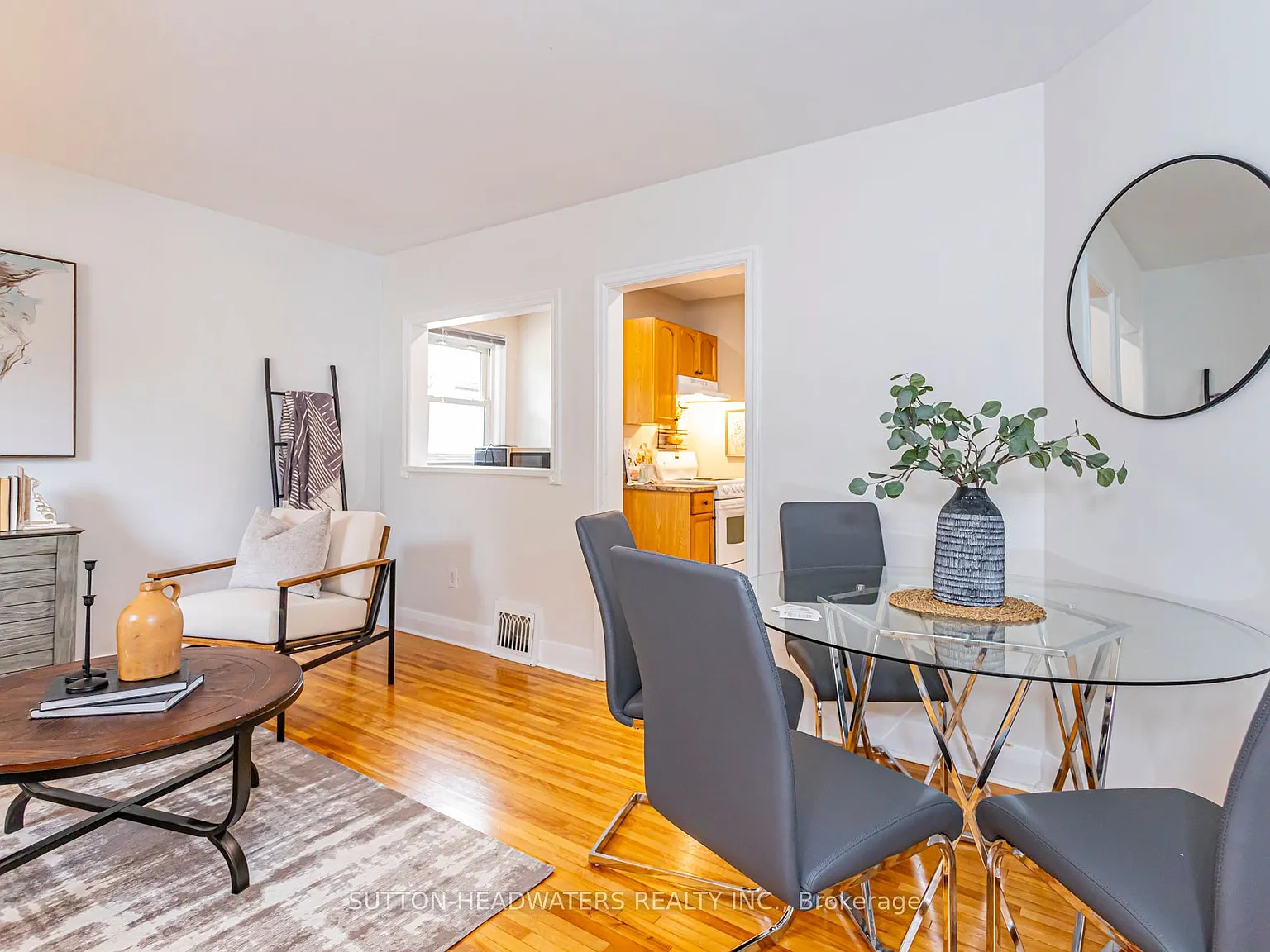 3 bed, $2,499 — Photo 3
