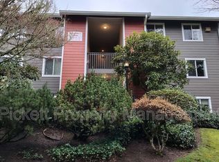 20026 Vikings Crest Loop NE APT 1-103, Poulsbo, WA 98370