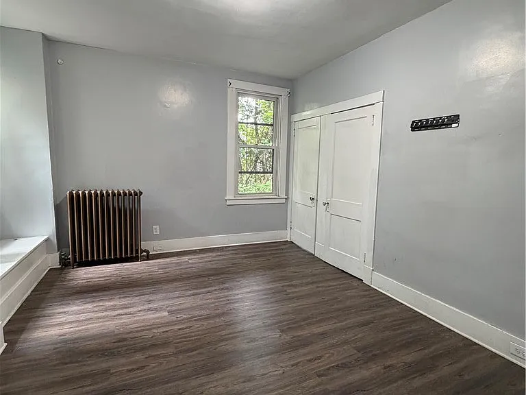 11 Maplewood Ave — Photo 15