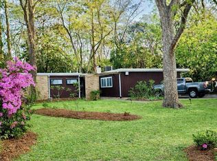 4507 Country Club Rd, Trent Woods, NC 28562