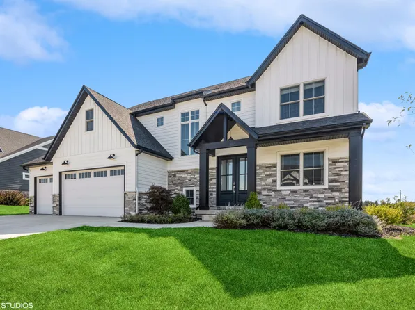 13411 Redbud Dr, Saint John, IN 46373